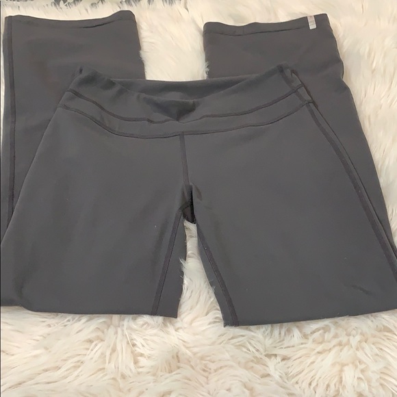 Zella gray workout bootcut leggings - Picture 2 of 5